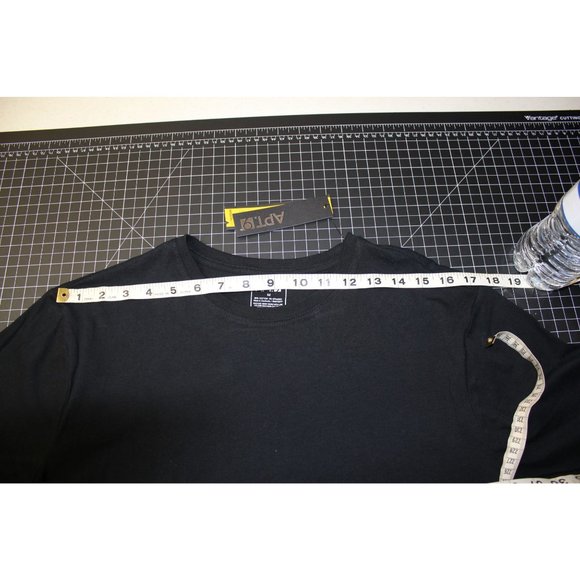 Apt 9 /T- Shirt/ (Size M)/Black /(96% Cotton & 4% Spandex) - Picture 6 of 12